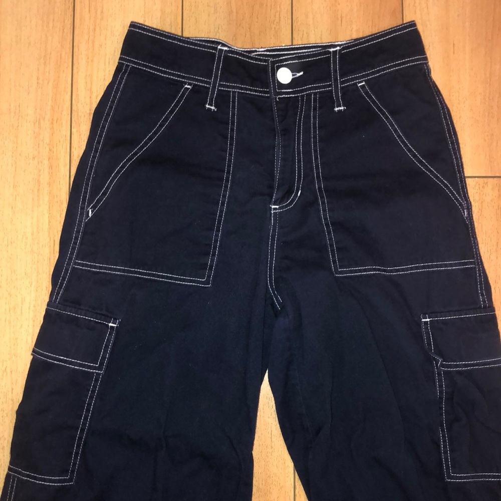 Trendy Wide Leg Jeans - Picture 2 of 5